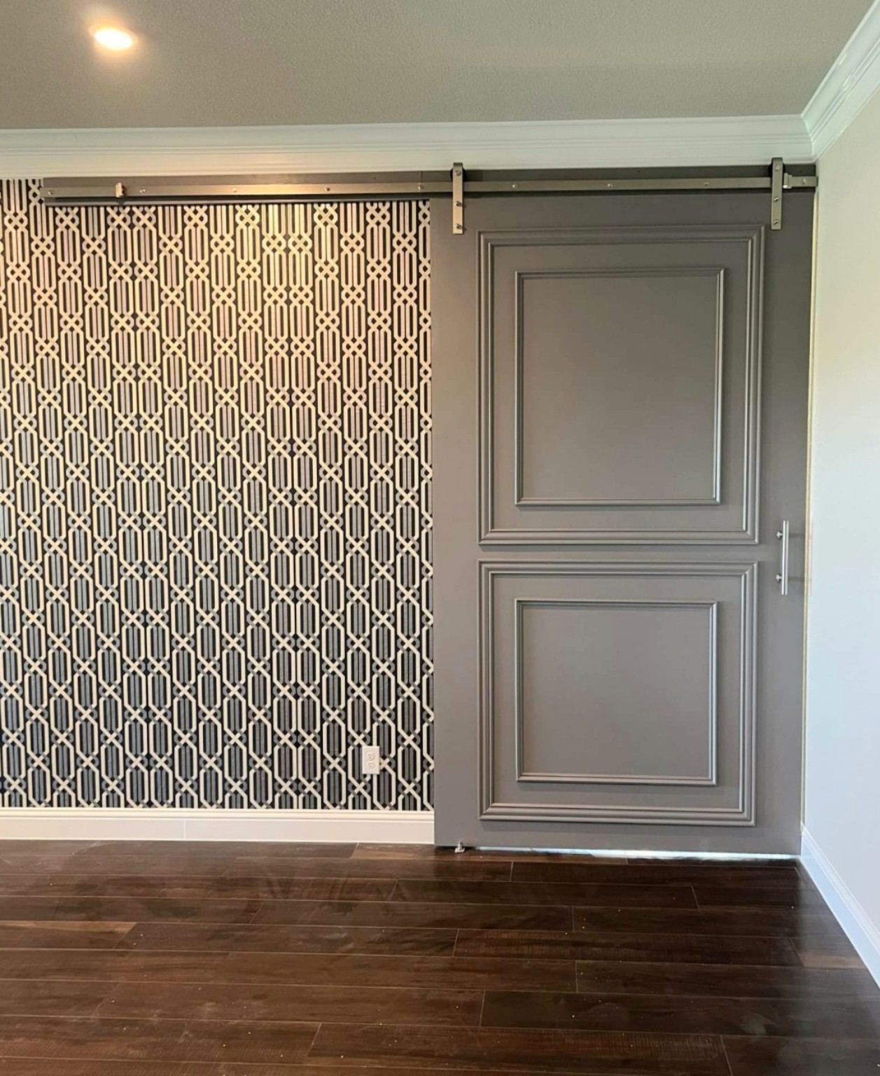 Custom barn door project 9