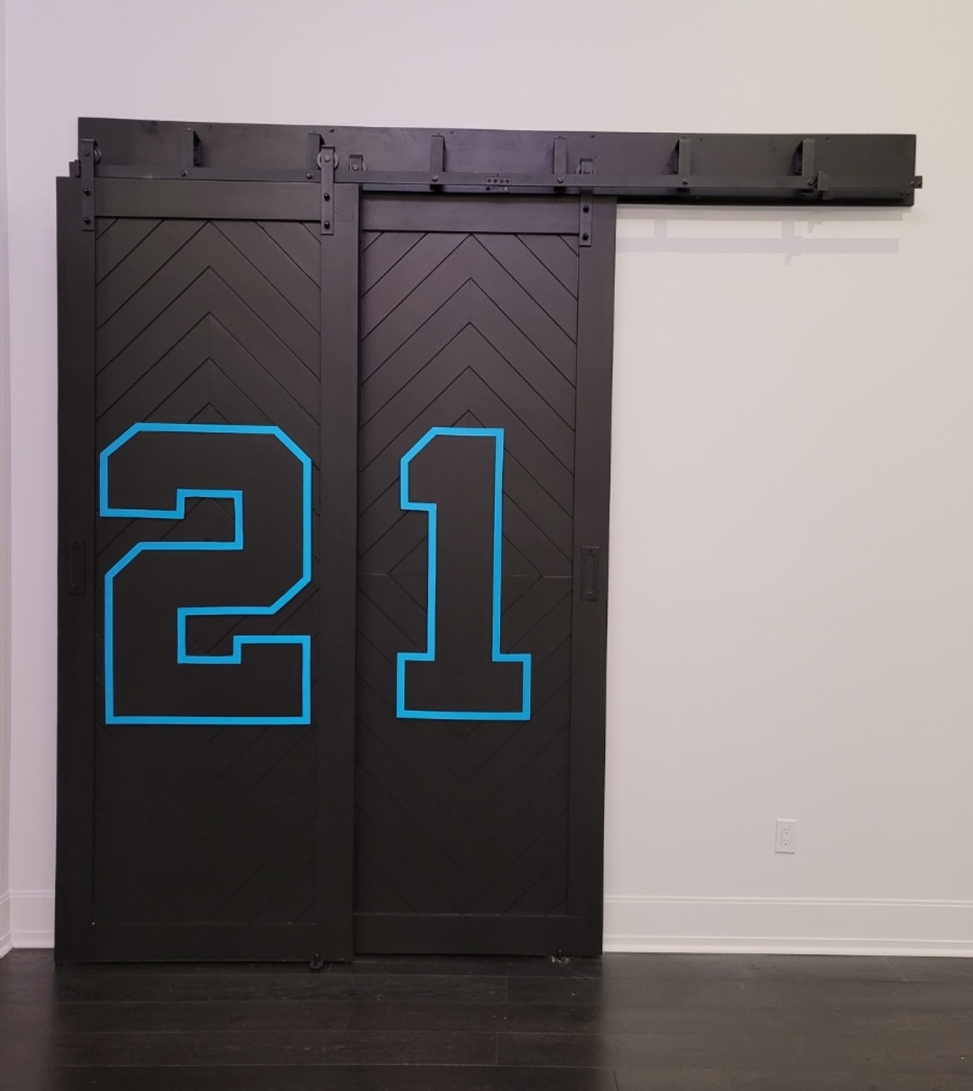Custom barn door project 16